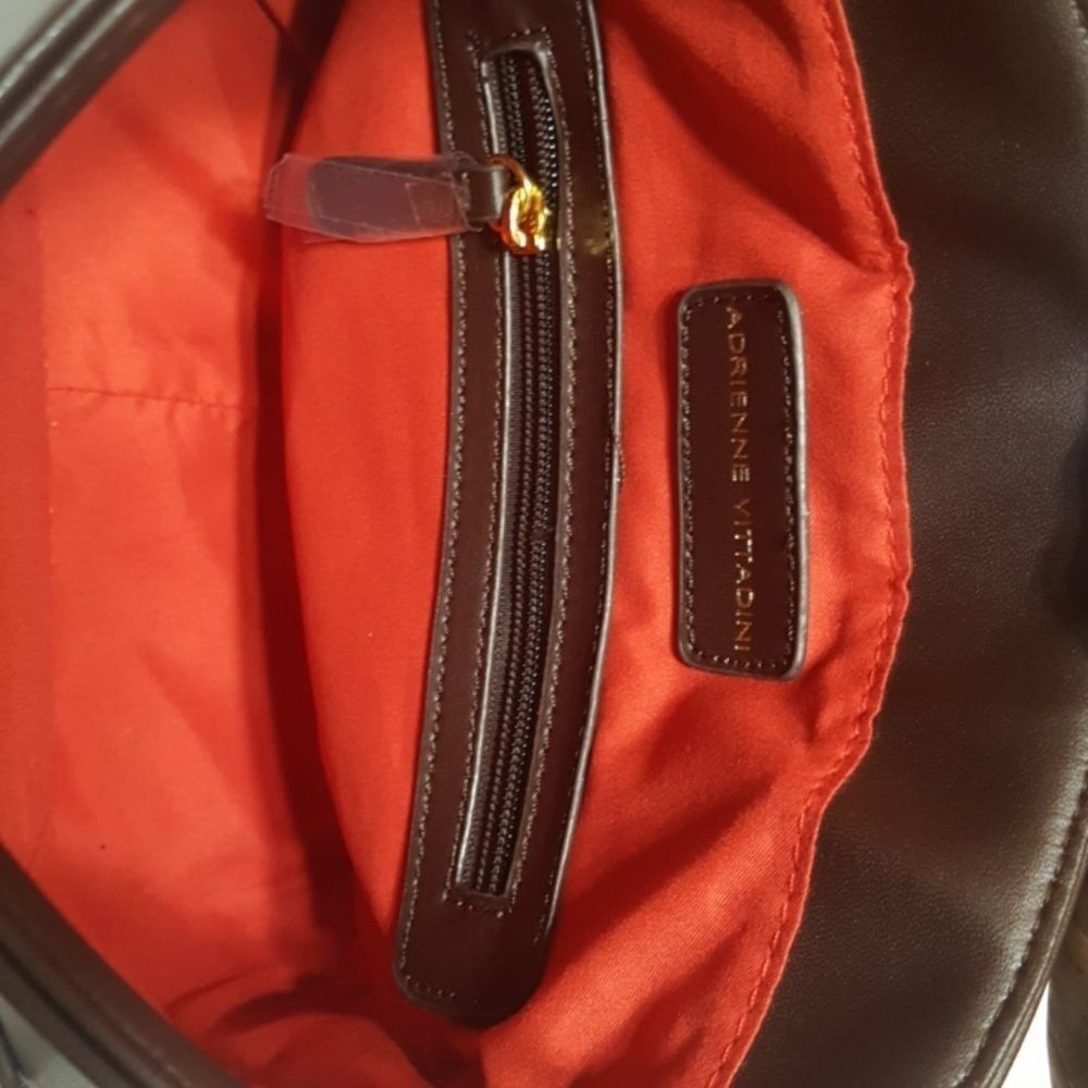 ADRIENNE VITTADINI  CROSSBODY BAG BROWN - Picture 6 of 6